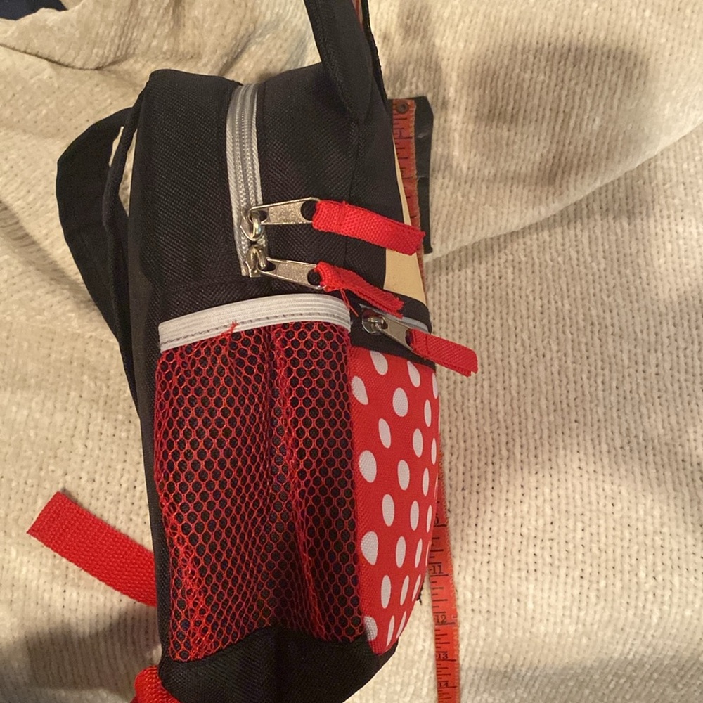 Mini mouse backpack. - Picture 3 of 4